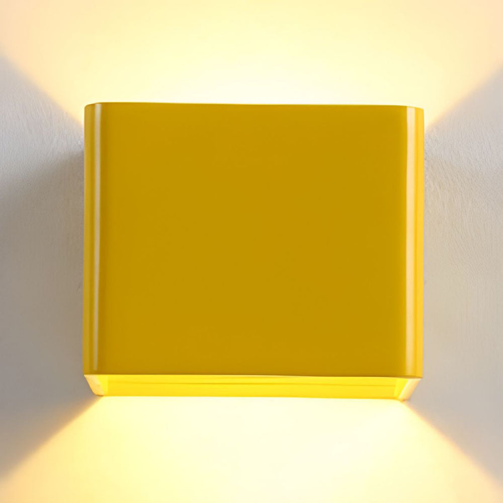Modern cube up and down LED wall light by BROKLEN – view 15