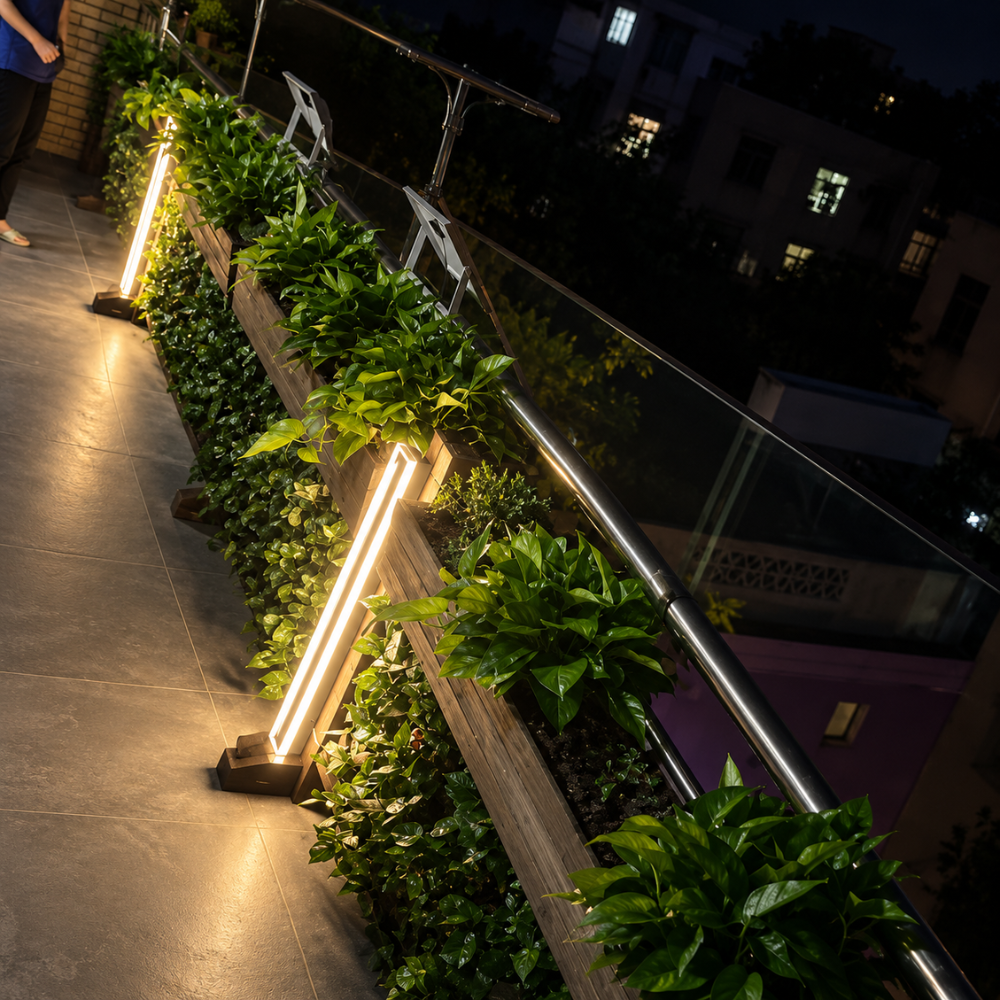 Architectural black vertical linear LED wall light by BROKLEN – view 40