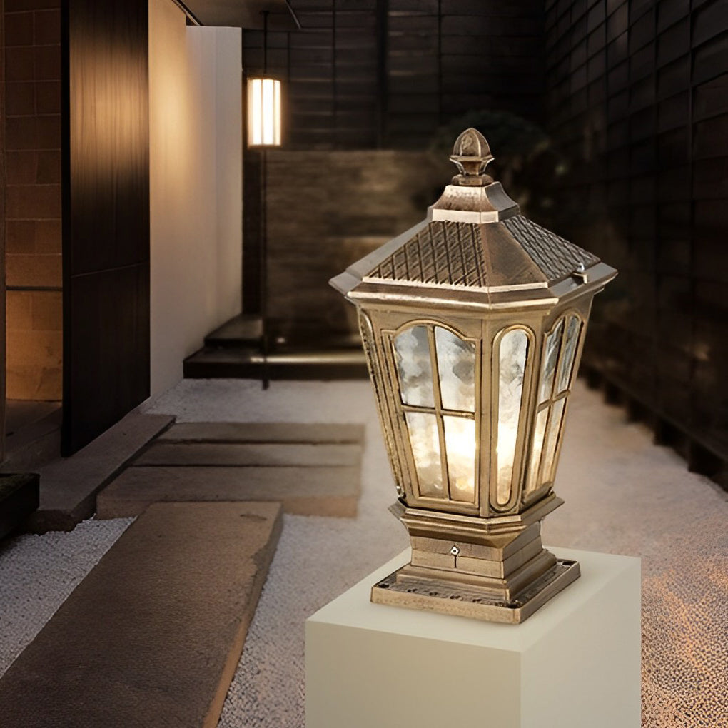 Classic solar outdoor post lantern light by BROKLEN – view 11