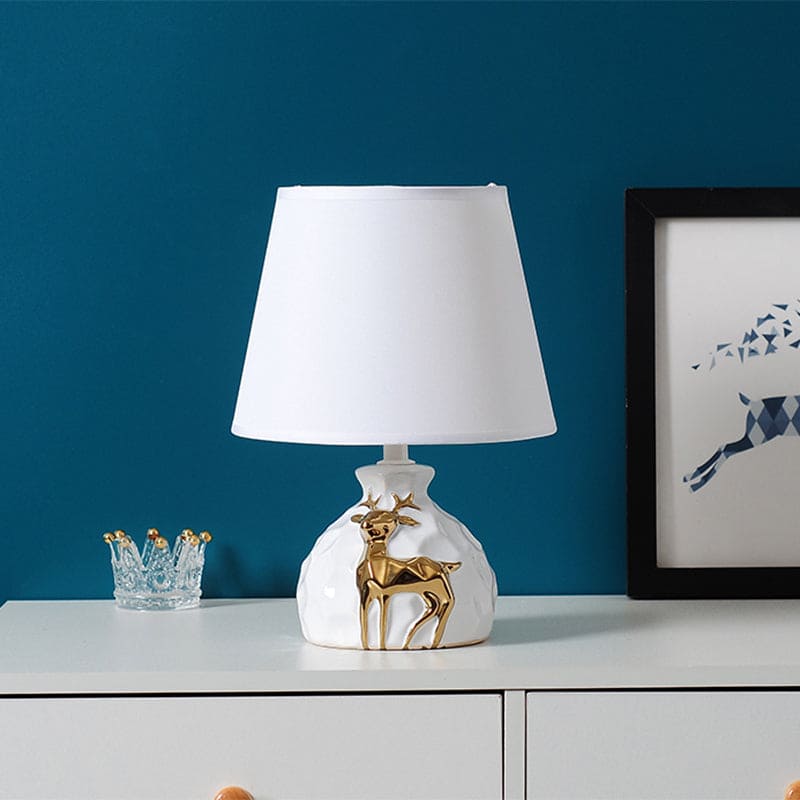 Deer ornament table lamp with classic fabric shade by BROKLEN – view 7