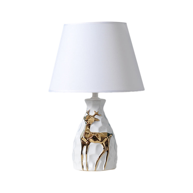 Deer ornament table lamp with classic fabric shade by BROKLEN – view 10