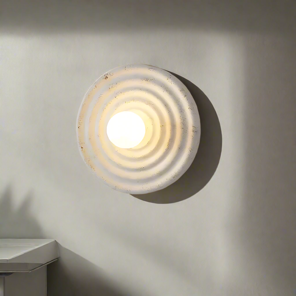 Wabi-sabi round resin wall light by BROKLEN – view 8