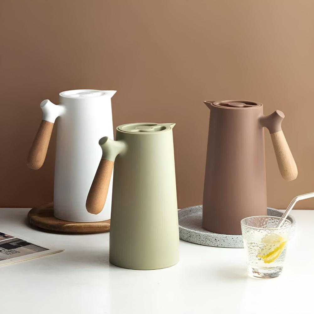Insulated thermal coffee carafe with wooden handle by BROKLEN – view 4