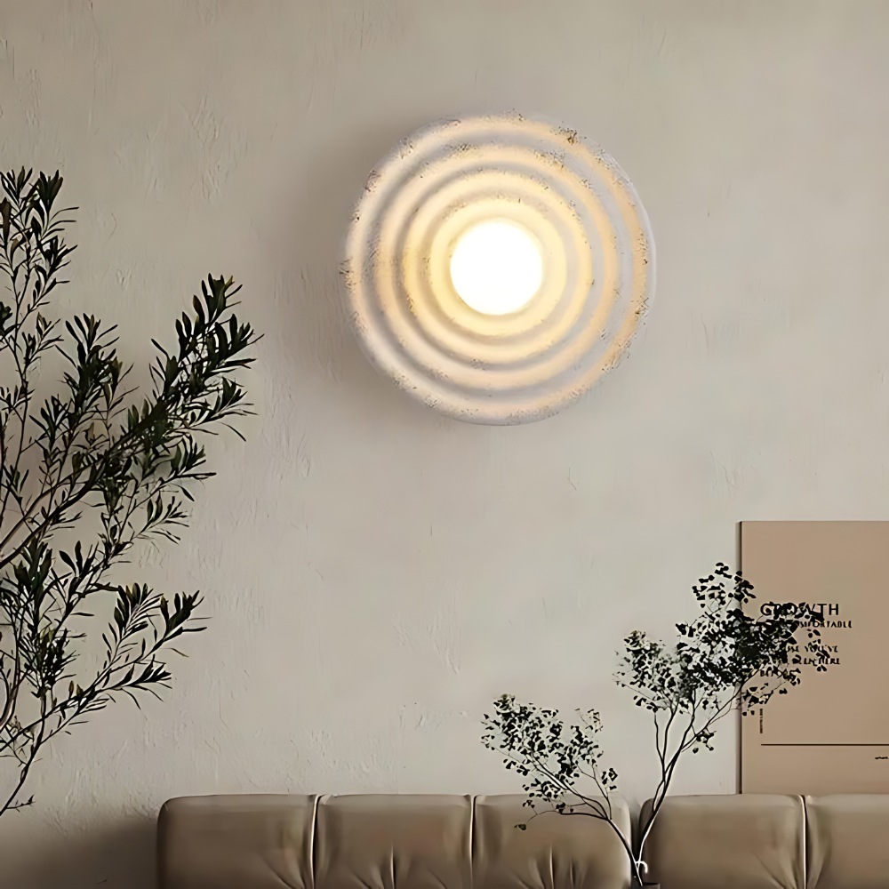 Wabi-sabi round resin wall light by BROKLEN – view 7