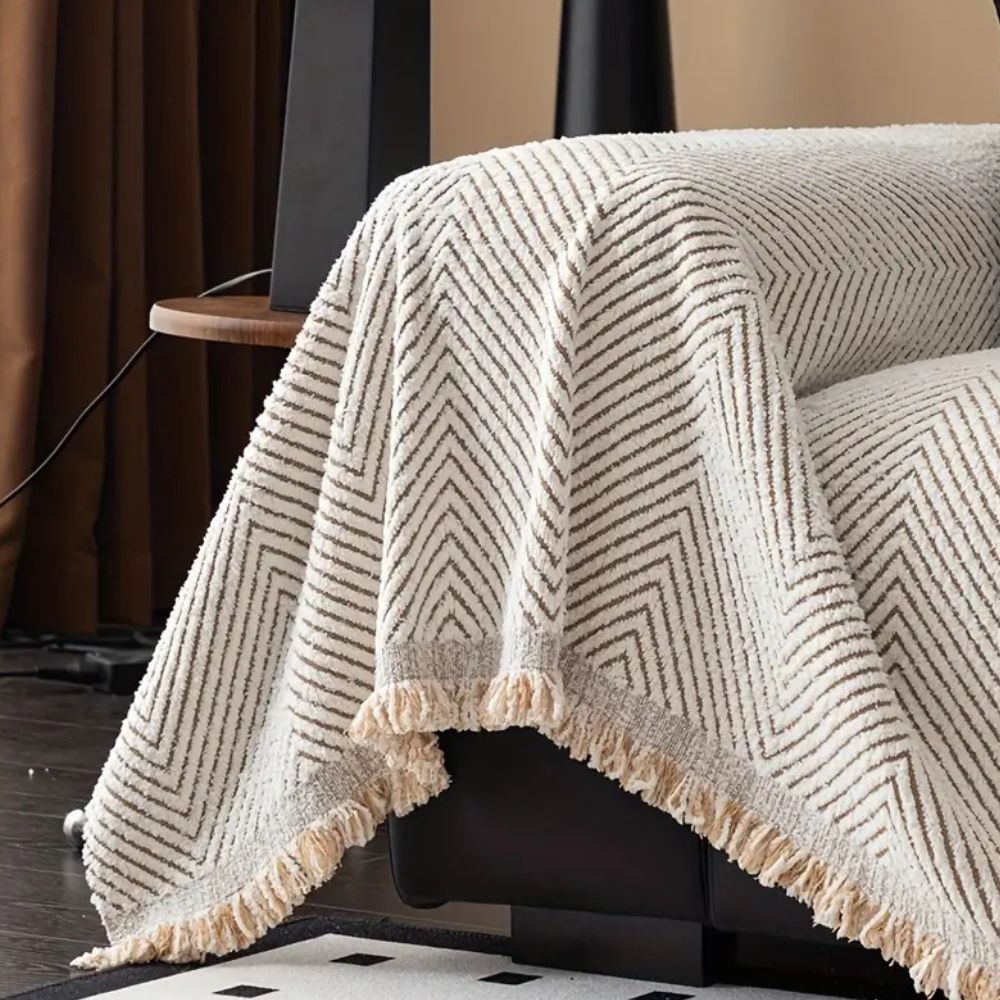 Herringbone pattern anti-slip sofa cover slipcover by BROKLEN – view 4