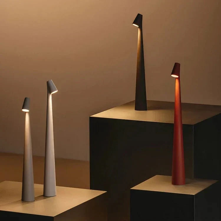 Minimalist beam LED table lamp – rechargeable cordless lamp by BROKLEN – view 3