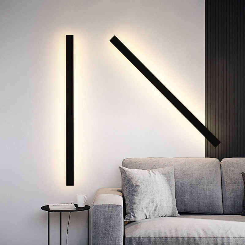 Architectural black vertical linear LED wall light by BROKLEN – view 10