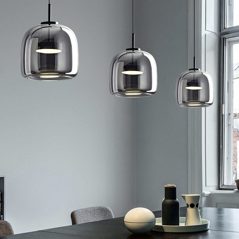 Modern glass pendant light with brass details by BROKLEN – view 12