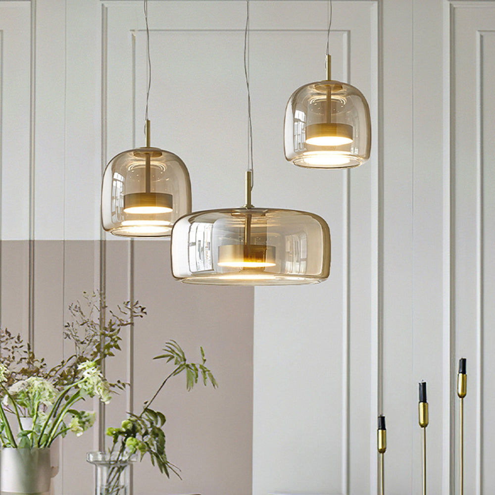 Modern glass pendant light with brass details by BROKLEN – view 3