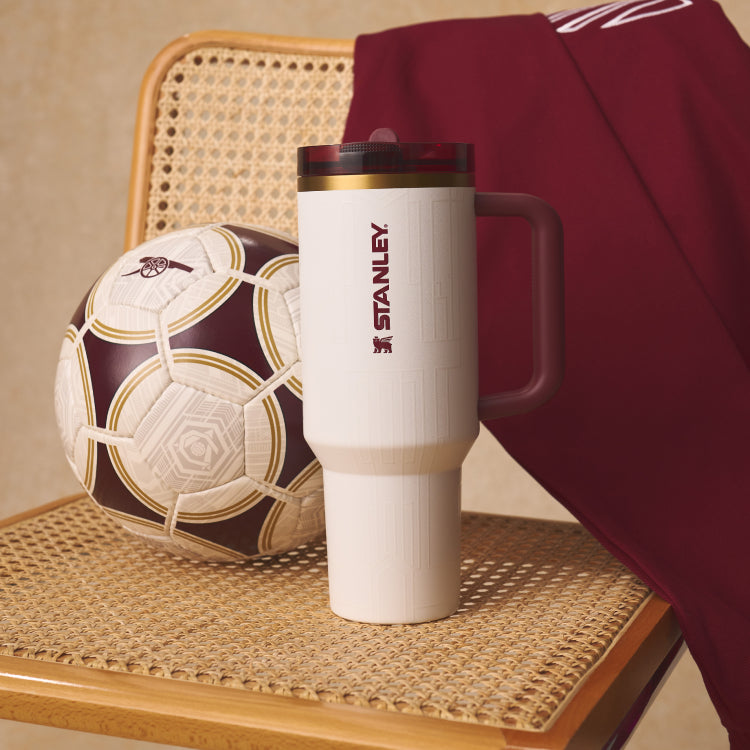 Stanley 1913 x Arsenal Quencher ProTour Flip Straw Tumbler 1.18L