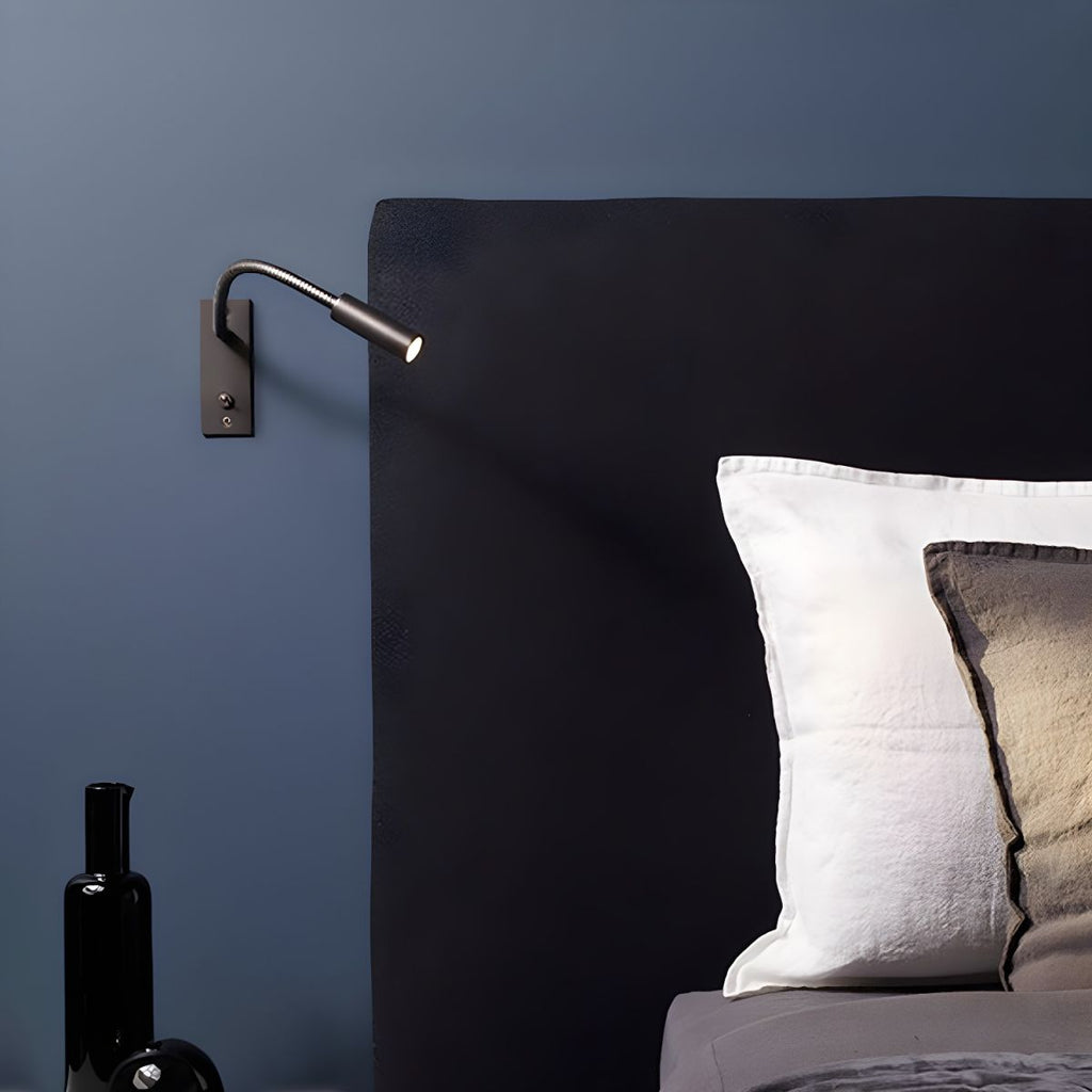 Flexible gooseneck LED reading wall light by BROKLEN – view 6
