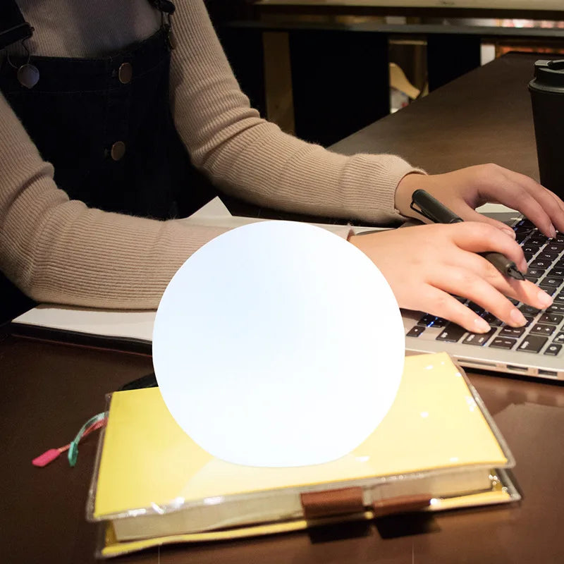 Colour-changing rechargeable LED globe lamp with remote by BROKLEN – view 6