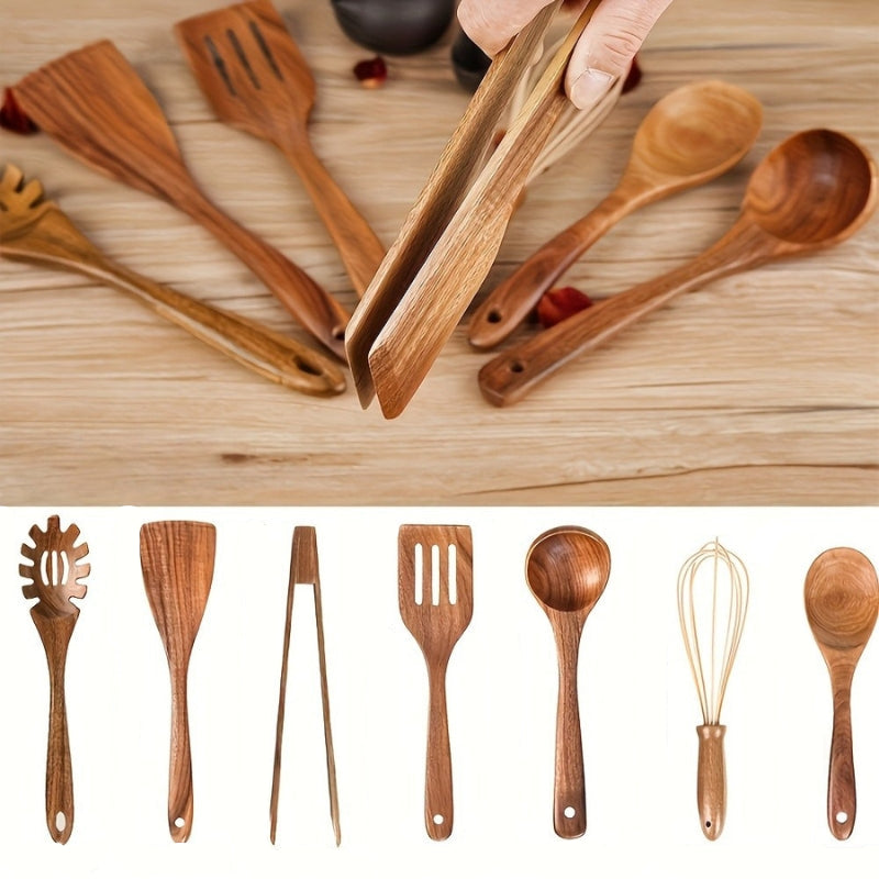 Seven piece natural wooden kitchen utensil set by BROKLEN – view 2