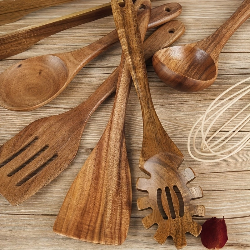 Seven piece natural wooden kitchen utensil set by BROKLEN – view 3