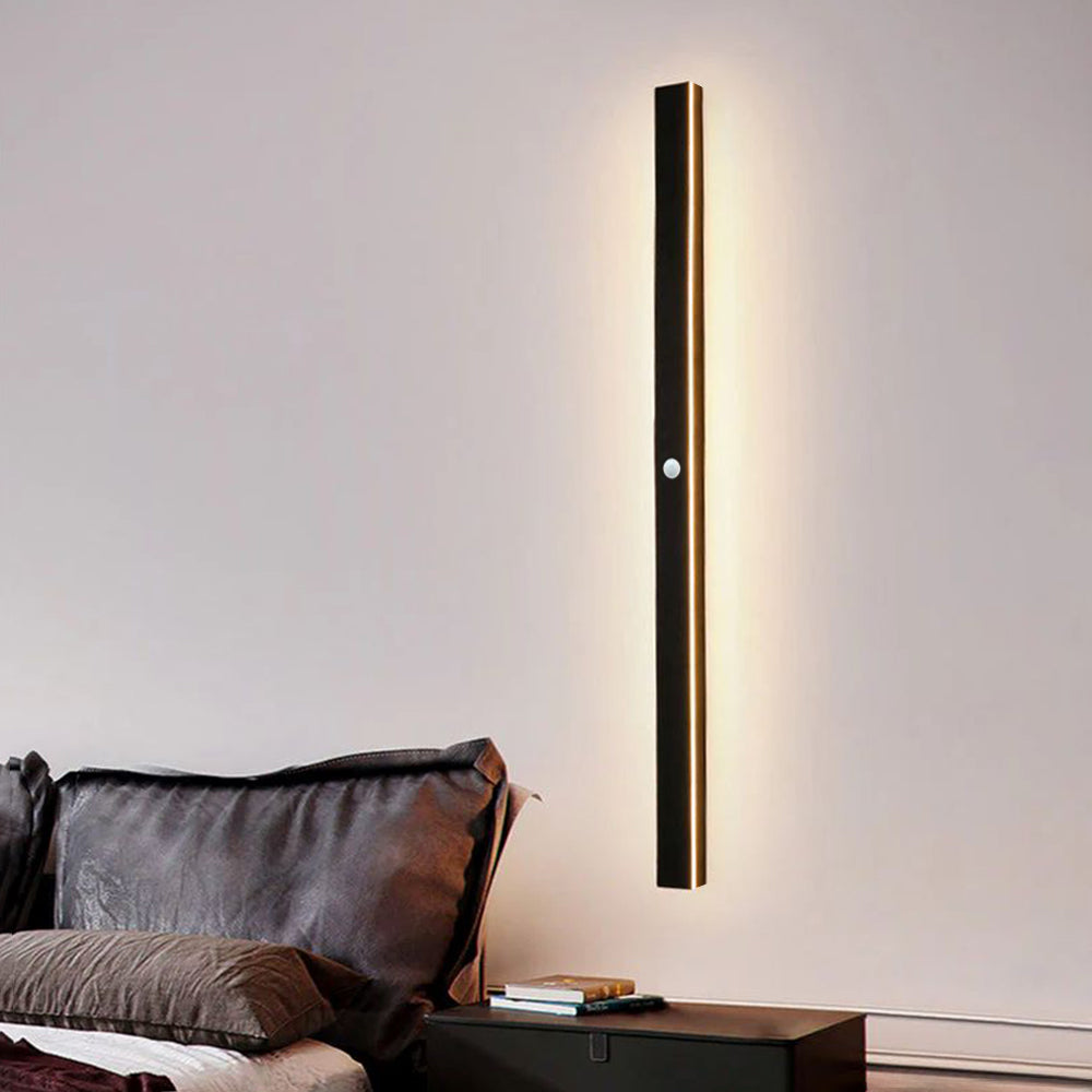 Architectural black vertical linear LED wall light by BROKLEN – view 6