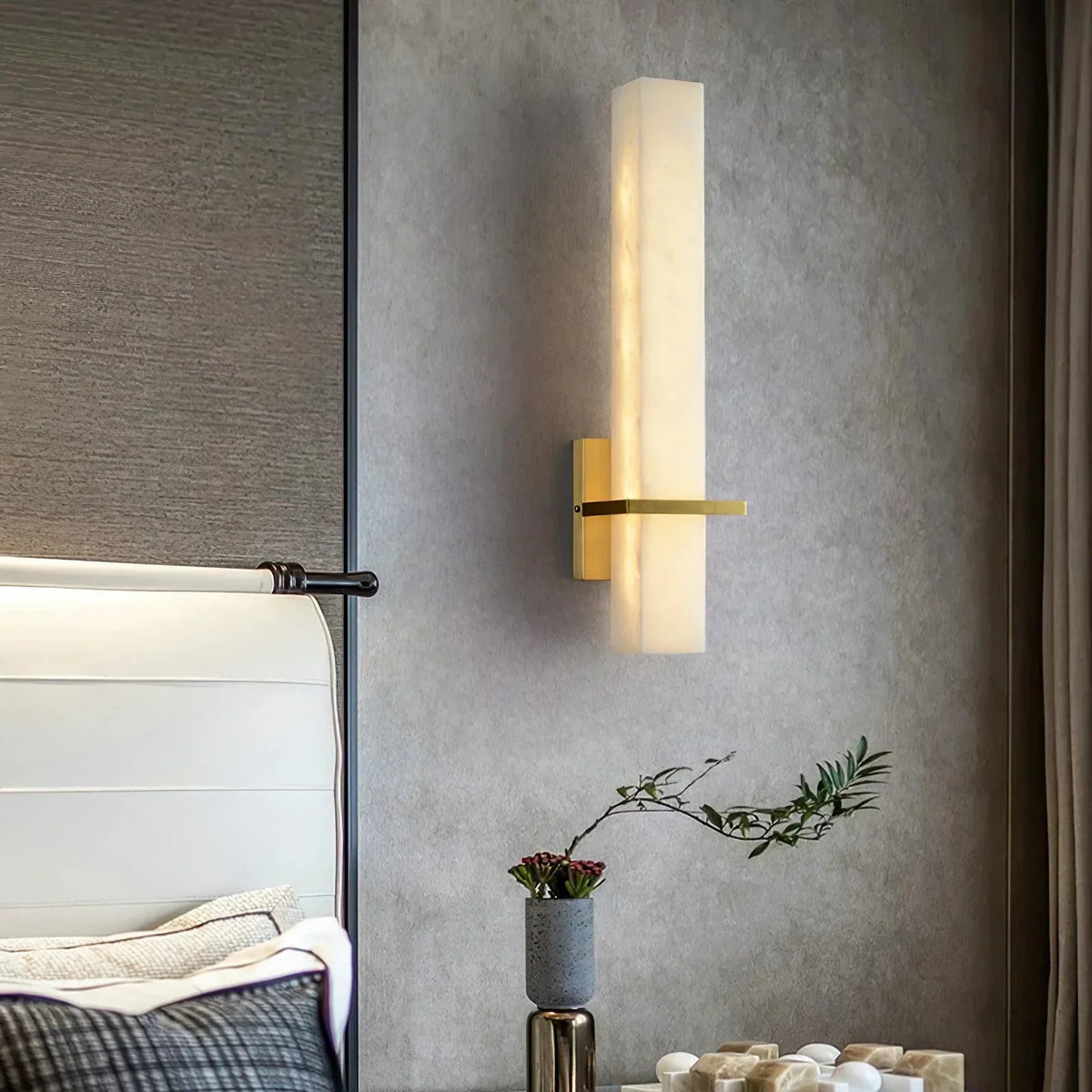 Modern rectangular alabaster LED wall light by BROKLEN – view 21