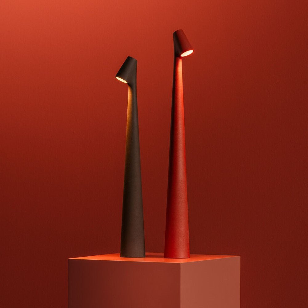 Minimalist beam LED table lamp – rechargeable cordless lamp by BROKLEN – view 4