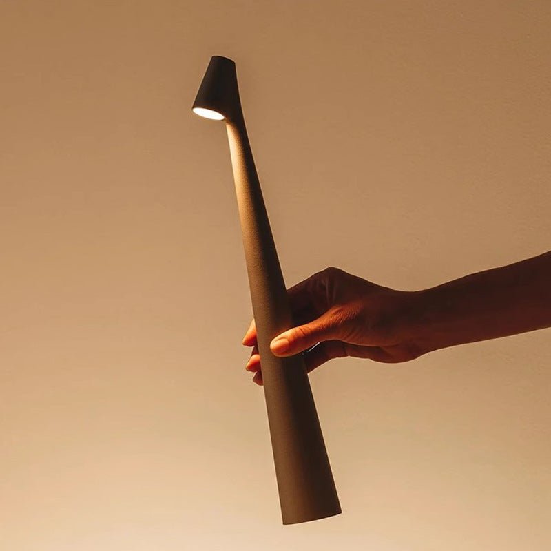 Minimalist beam LED table lamp – rechargeable cordless lamp by BROKLEN – view 14
