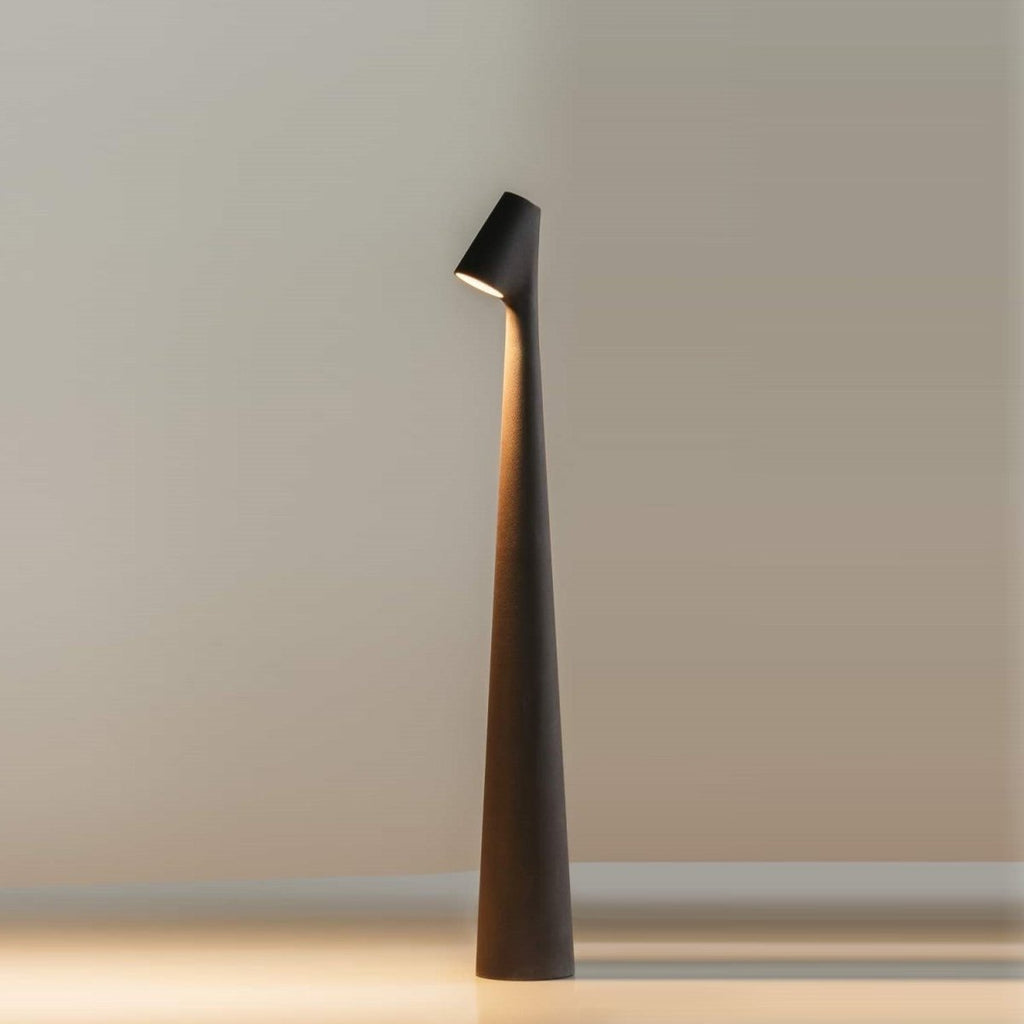 Minimalist beam LED table lamp – rechargeable cordless lamp by BROKLEN – view 17