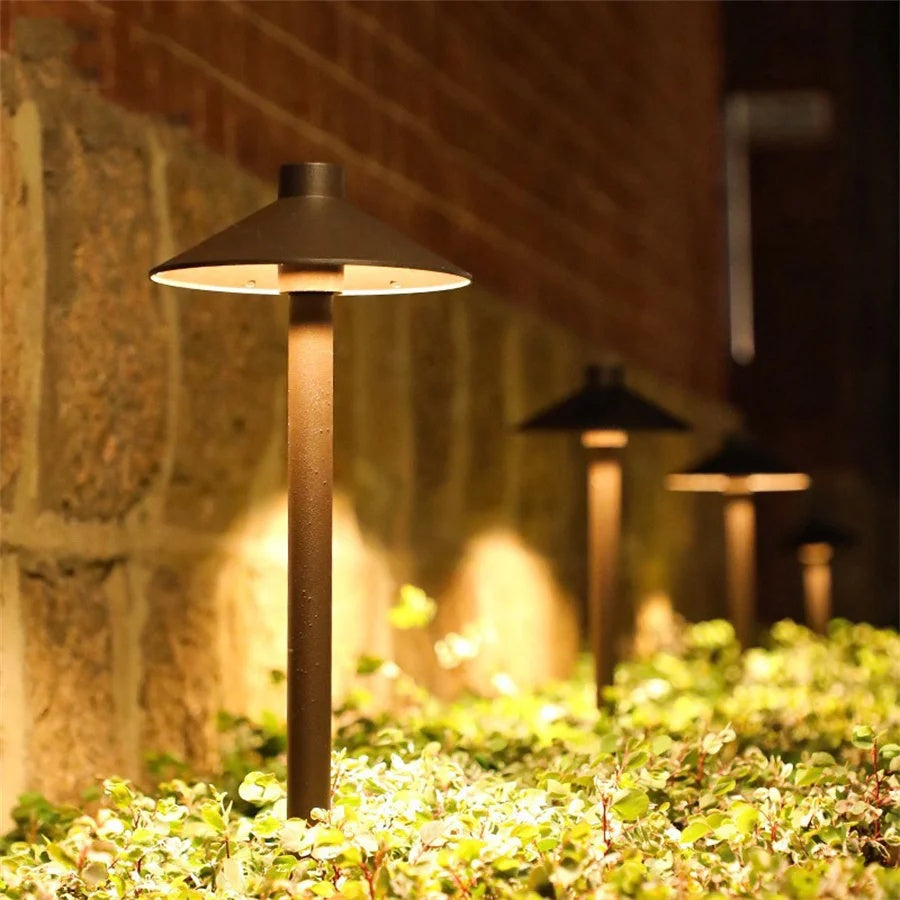 Mushroom shaped outdoor garden path light by BROKLEN