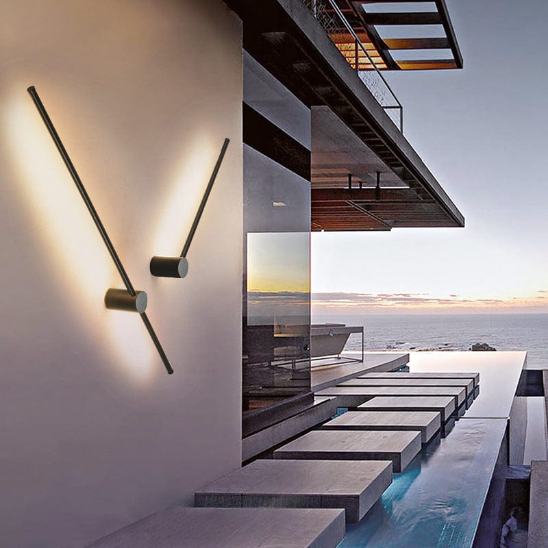 Minimalist linear LED outdoor wall light by BROKLEN – view 2