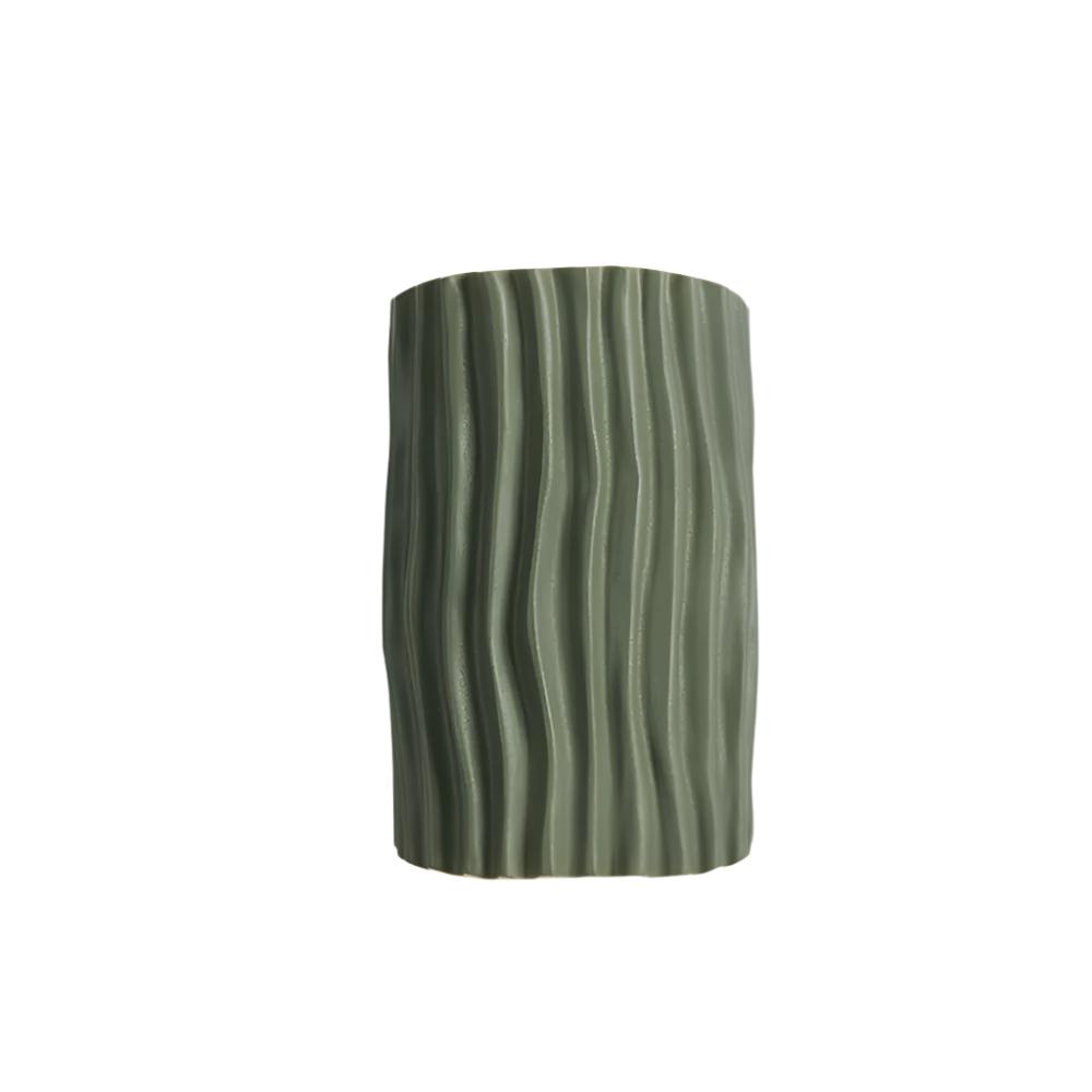 Japandi resin wall light with organic lines by BROKLEN – view 15