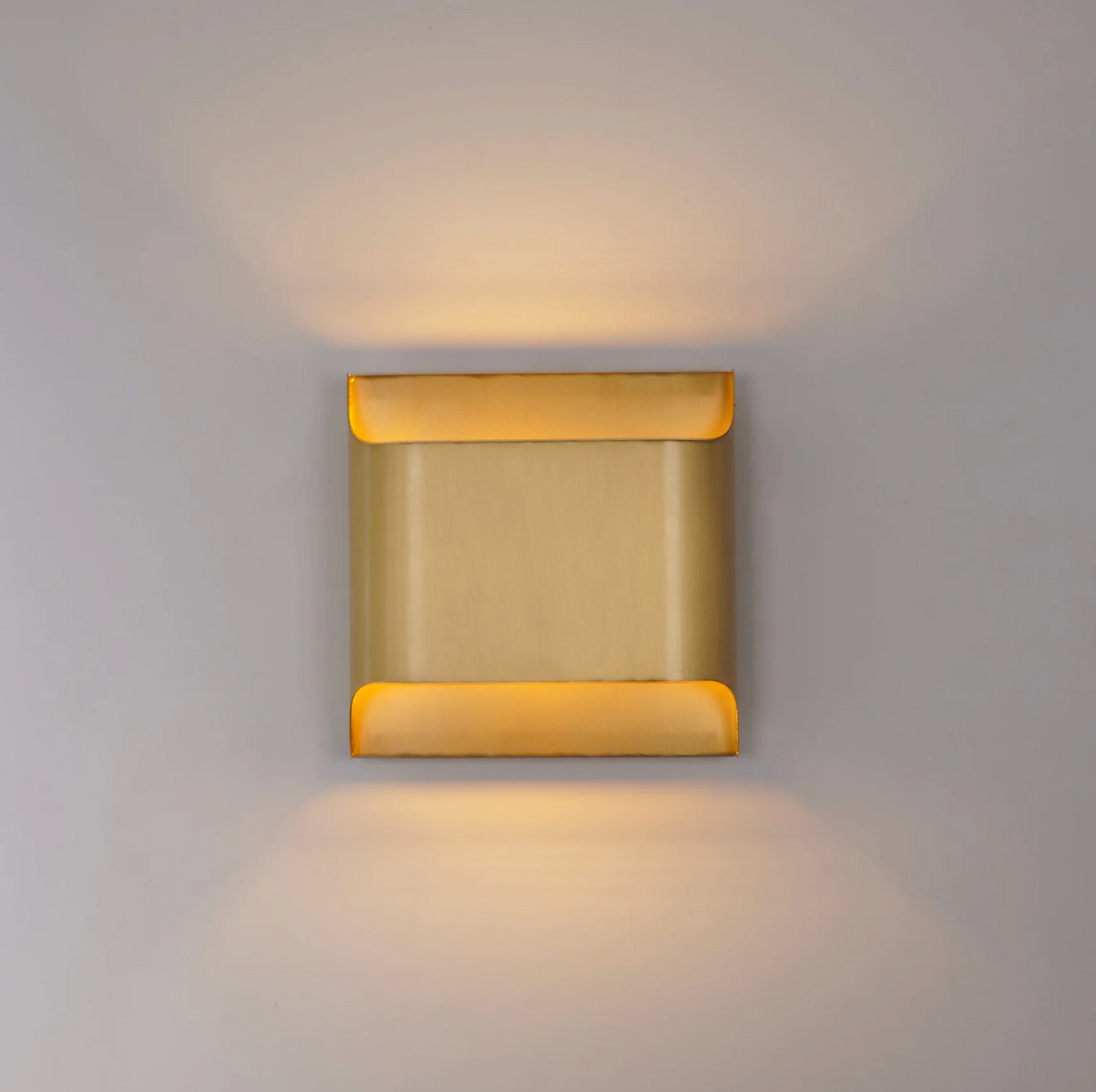 Up down LED cube wall light by BROKLEN – view 7