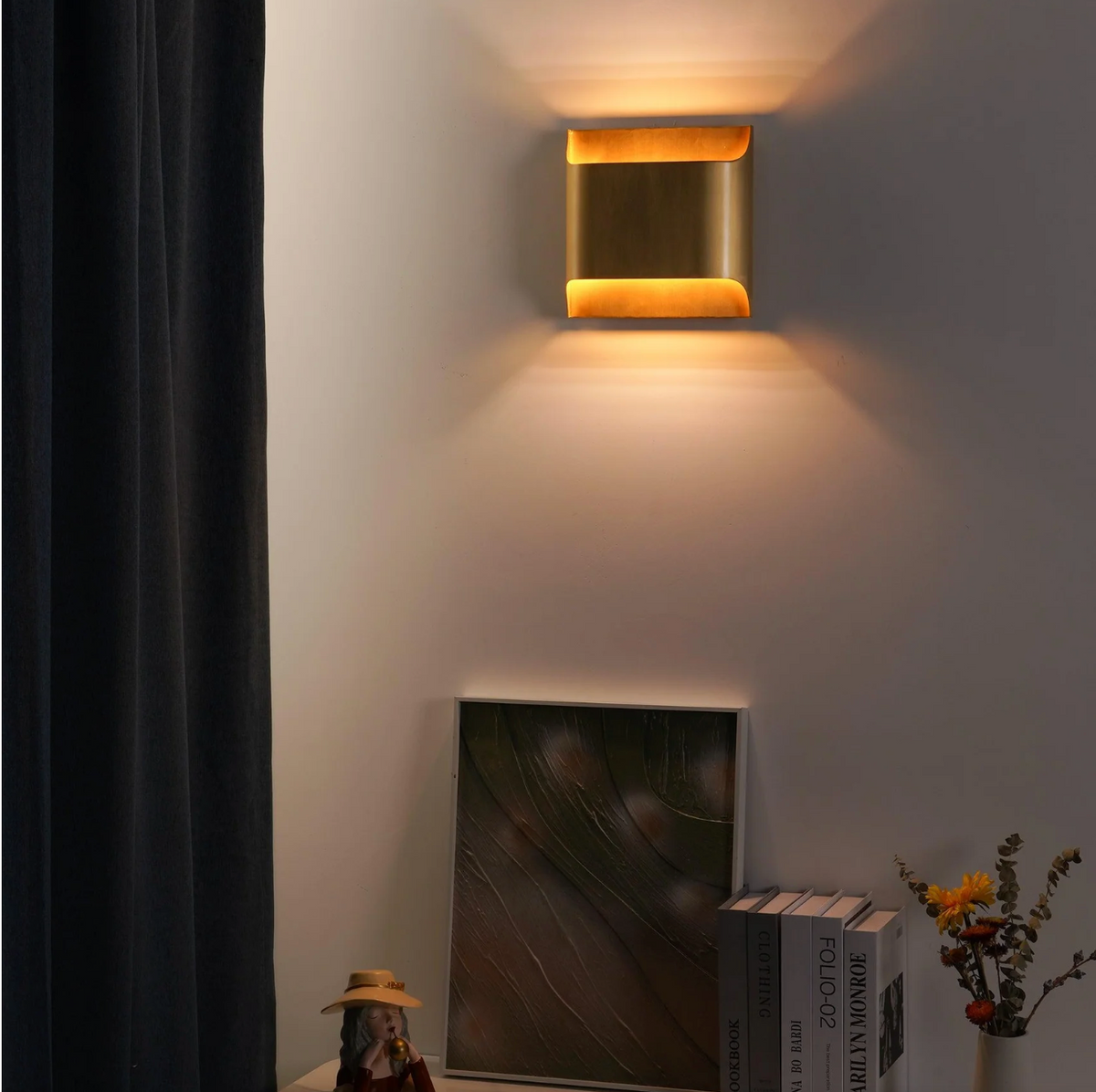 Up down LED cube wall light by BROKLEN – view 2
