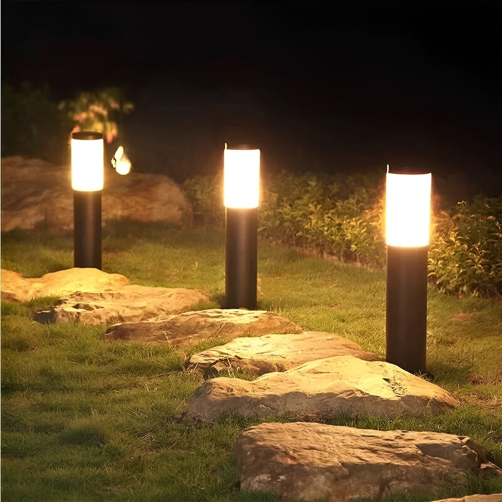 Solar garden lamp with round frosted cylinder shade by BROKLEN – view 2