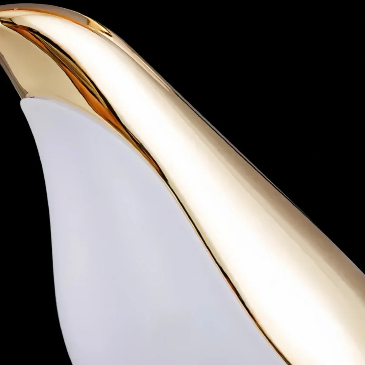 Black and gold bird design LED wall light by BROKLEN – view 13