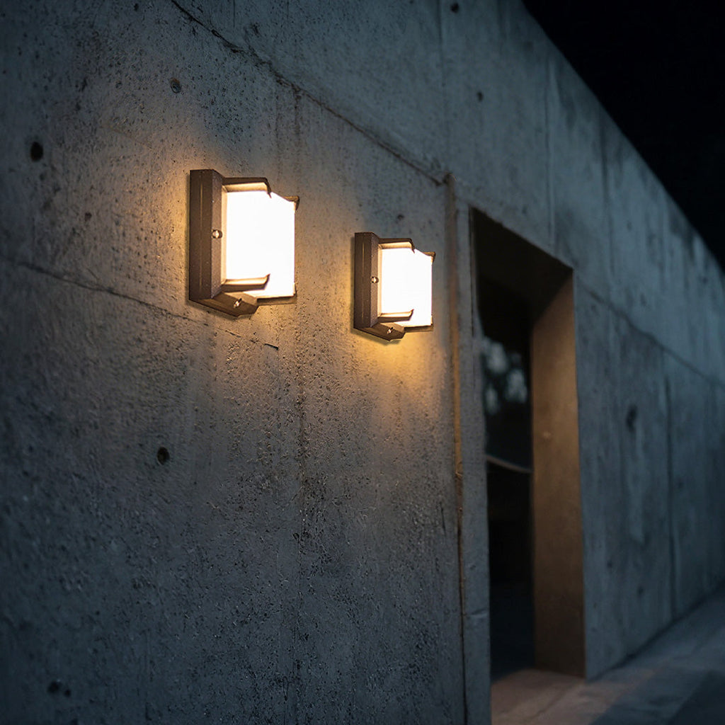 Square black waterproof LED outdoor wall light by BROKLEN – view 9