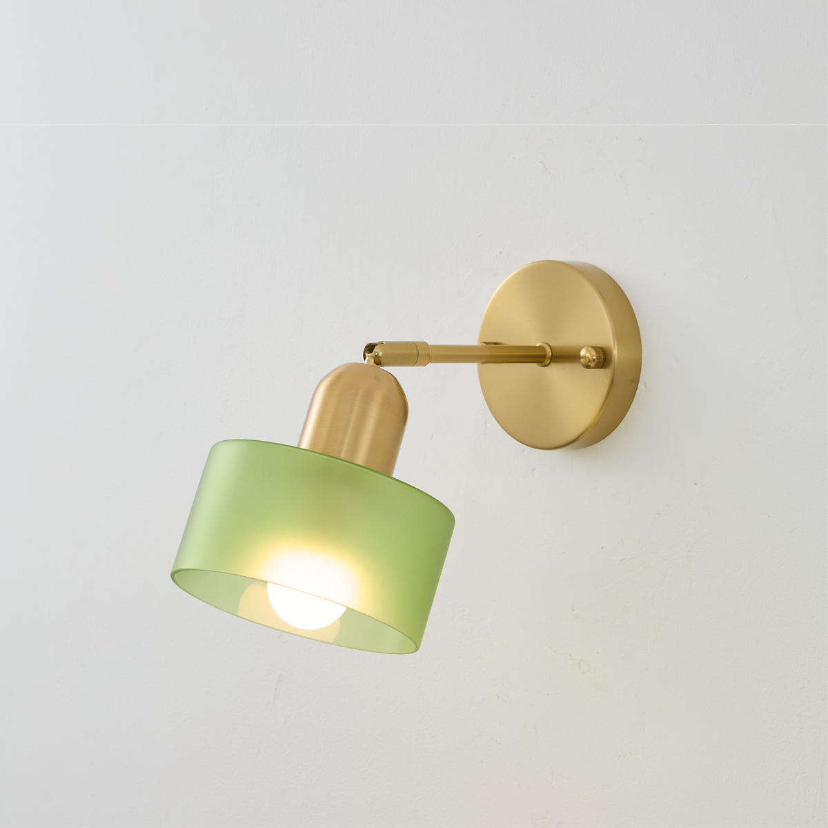 Bauhaus wall lamp with coloured glass shade by BROKLEN – view 12