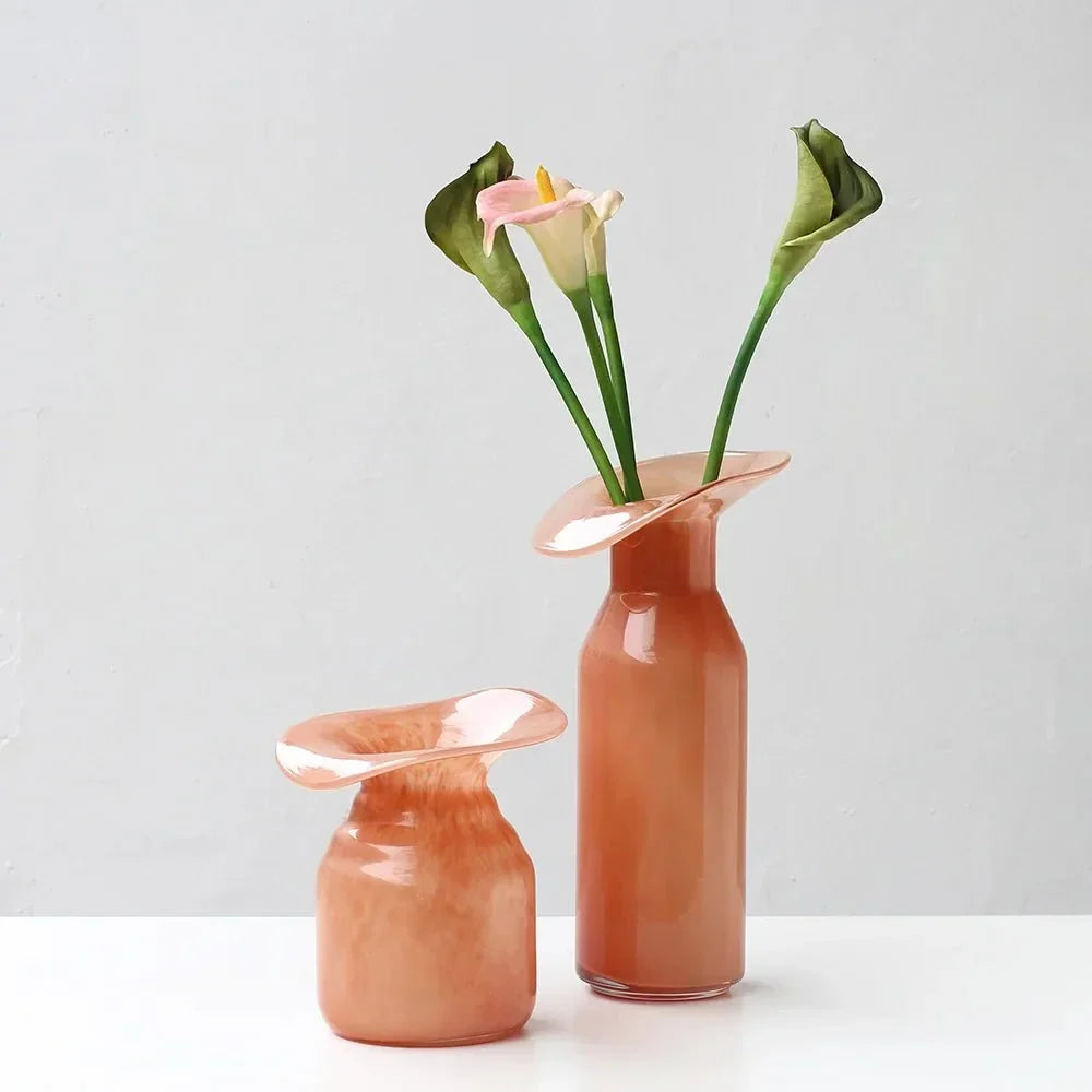 Hand-formed peach glass Christmas vase by BROKLEN – view 2