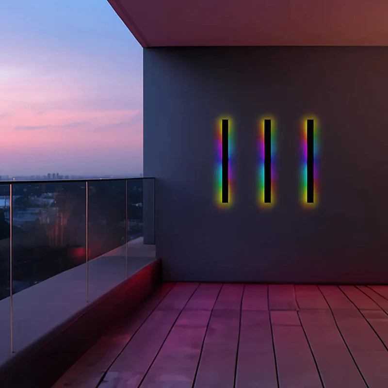 Architectural black vertical linear LED wall light by BROKLEN – view 17
