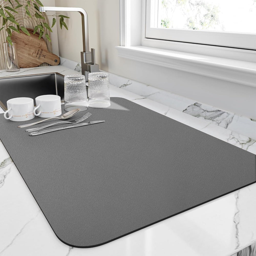 Absorbent diatomite kitchen dish drying mat by BROKLEN