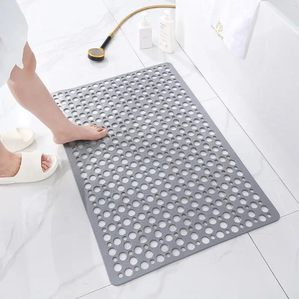 Non-slip PVC shower mat with suction cups and drainage holes by BROKLEN – view 2