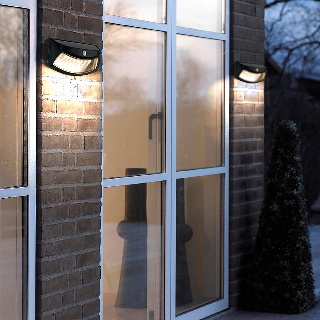 Industrial black LED outdoor wall light with motion sensor by BROKLEN – view 8