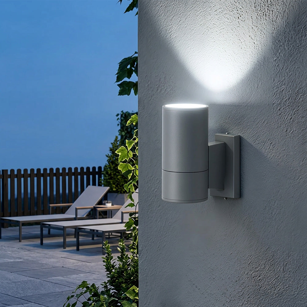 Modern cylindrical IP65 up and down LED outdoor wall light by BROKLEN – view 4