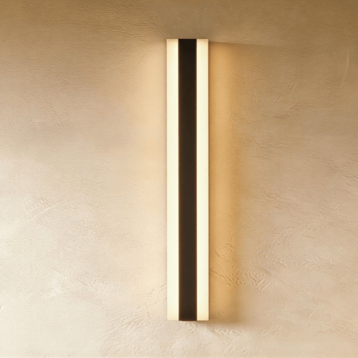 Modern linear LED outdoor wall light with remote control by BROKLEN – view 9