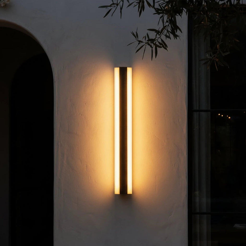 Modern linear LED outdoor wall light with remote control by BROKLEN – view 2