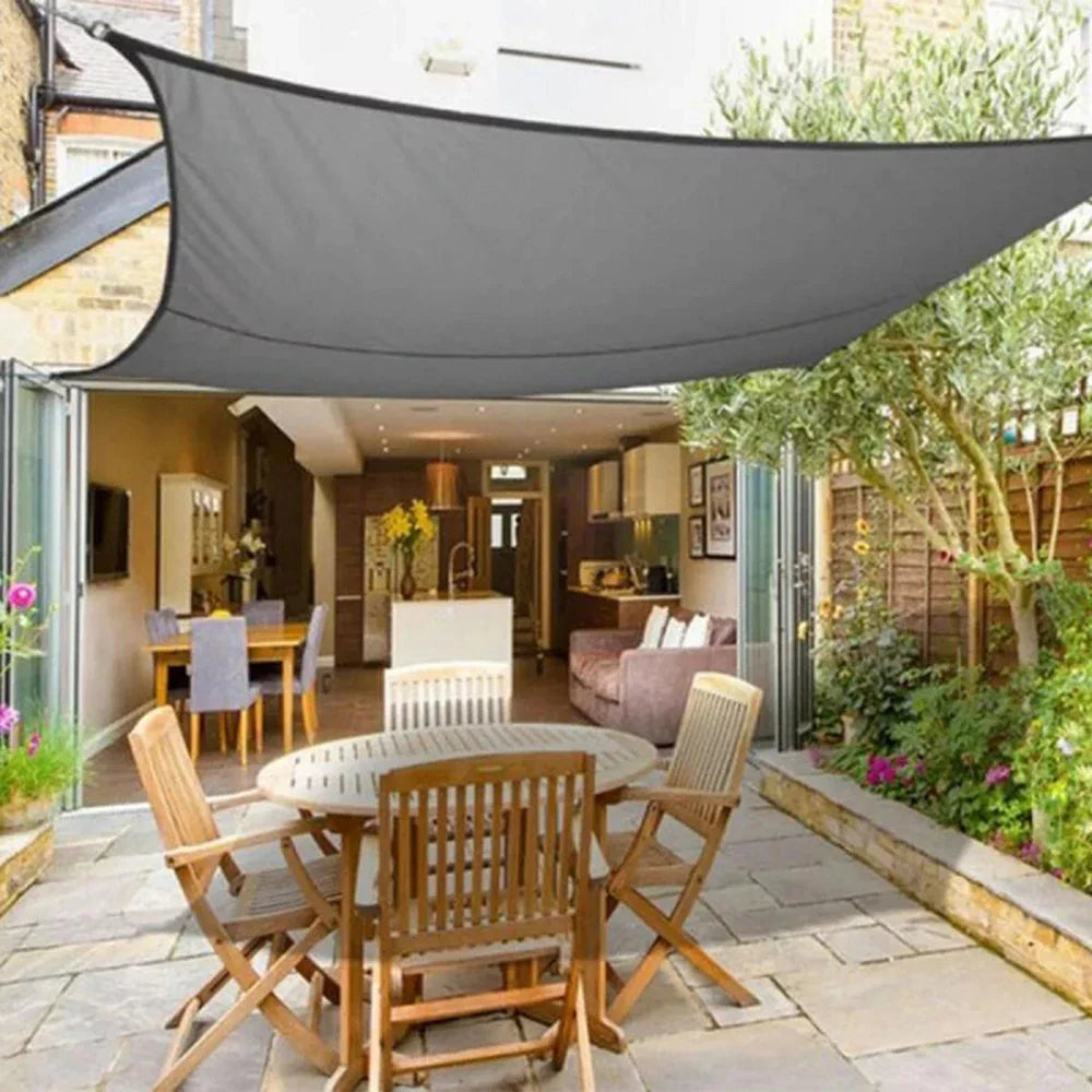Triangle waterproof shade sail over a balcony by BROKLEN – view 7