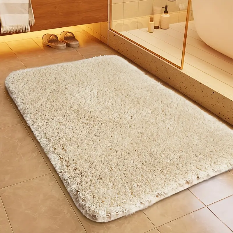 Soft plush anti-slip bath mat with rounded corners by BROKLEN – view 3